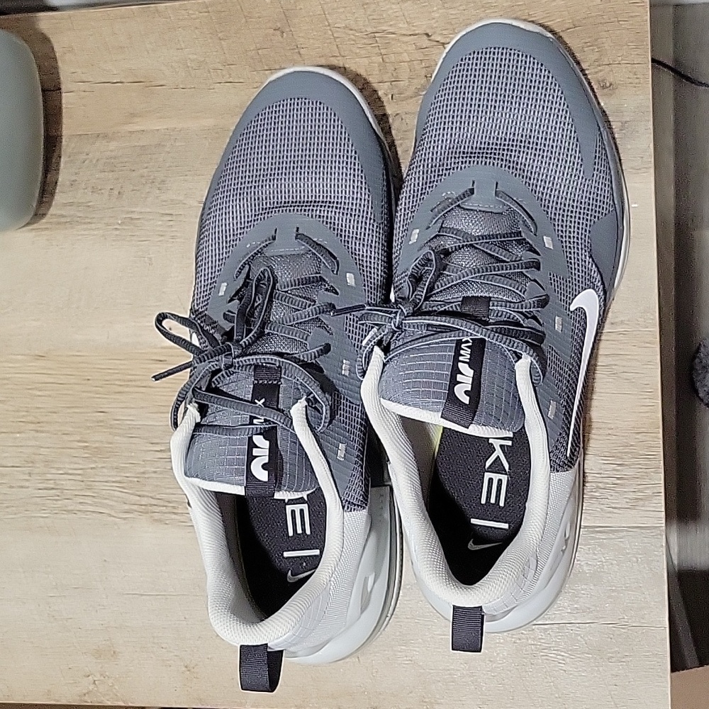 Nike airmax sneakers